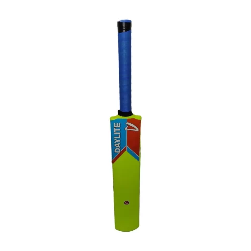 Daylite plastic bat size 3